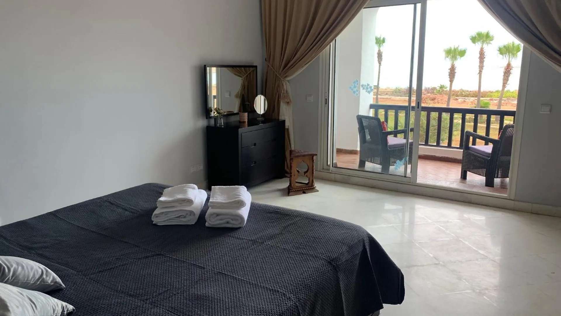 Luxury Seafront Villa With Ocean View, Pools, And Private Gardens Casablanca